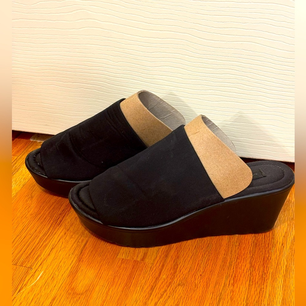 2000s classic Black Stretchy-top Wedge Sandals